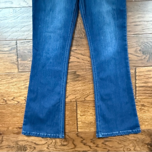 Wit & Wisdom Mid Rise Flare Jeans Stretch Elastic Waist Faded Whiskers Size 10 - Picture 2 of 14